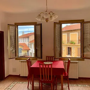 Casa Dei Nonni , Sanremo Italia